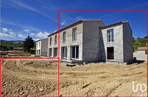 House at OPIO (06650)