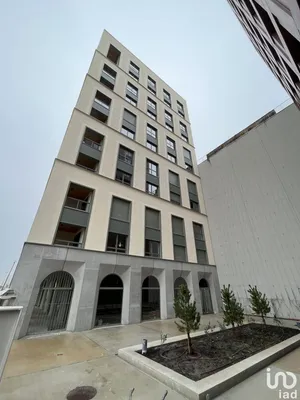 Apartment at BORDEAUX (33000)