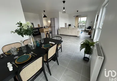 Apartment at BORDEAUX (33000)