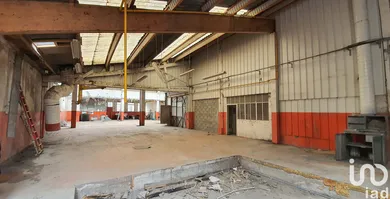 Building at BORDEAUX (33300) — 6/21
