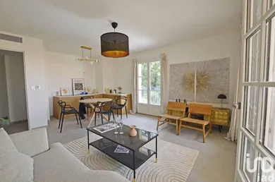 Apartment in GRIMAUD (83310)
