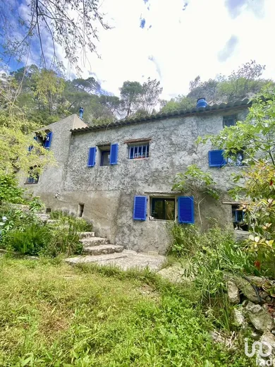 House in GILETTE (06830)