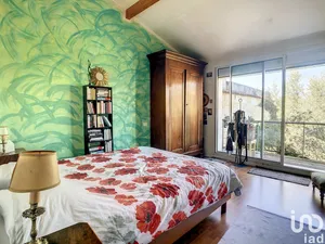 House at BORDEAUX (33300)