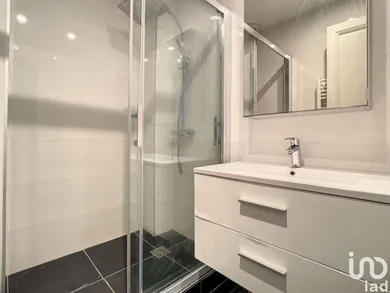 Apartment at PUTEAUX (92800) — 8/9