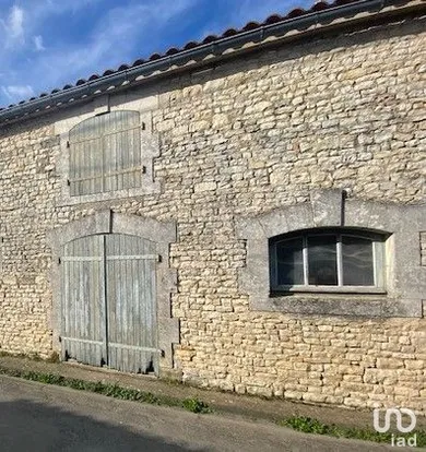 Grange à VÉRINES (17540)