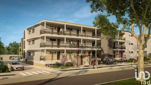 Appartement à SENAS (13560)