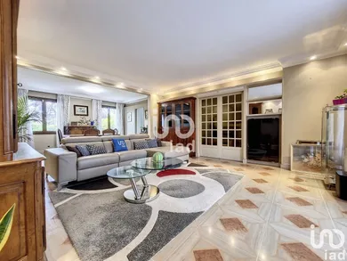 House at LE BLANC-MESNIL (93150) — 4/28