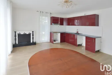 Appartement à VIGNEUX-SUR-SEINE (91270)