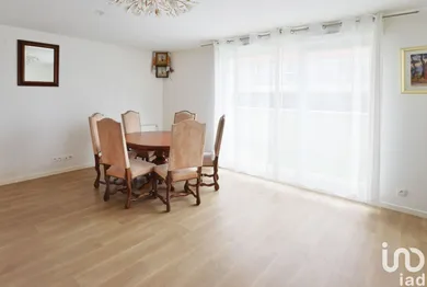 Appartement à VIGNEUX-SUR-SEINE (91270)