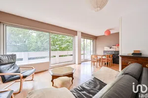 Appartement à PARIS (75011)