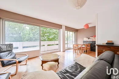 Appartement à PARIS (75011)