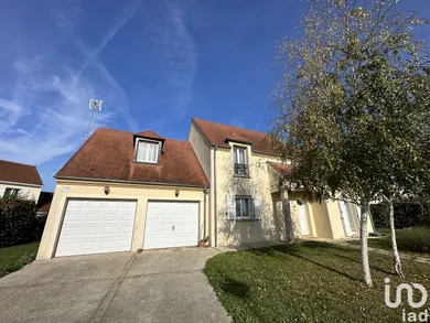 Maison à VAUX-LE-PÉNIL (77000)