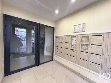 Apartment in VIGNEUX-SUR-SEINE (91270)