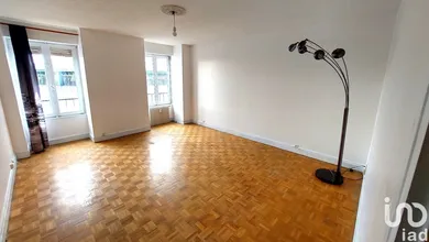 Apartment at SENS (89100)