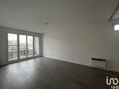 Apartment in VIGNEUX-SUR-SEINE (91270)