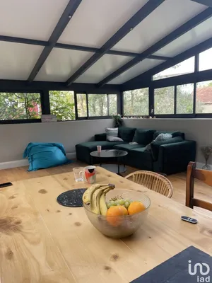 Appartement à BORDEAUX (33000)