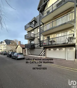 Appartement à BLONVILLE-SUR-MER (14910)
