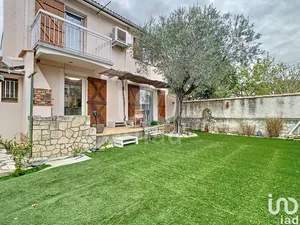 House at ISTRES (13800)