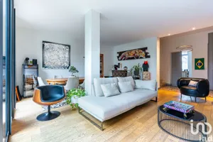 House at BORDEAUX (33200)