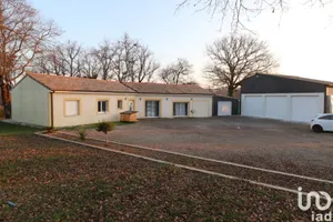 House at MONTLIEU-LA-GARDE (17210)