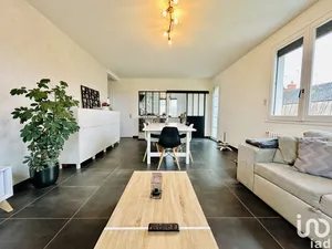 Maison de village à LA CHAPELLE-VENDÔMOISE (41330)