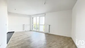 Apartment at BOIS-COLOMBES (92270)