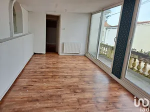 Apartment in ESNANDES (17137)