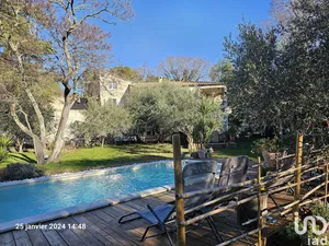 House at NÎMES (30000)