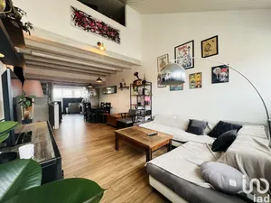 Appartement à SAINT-JULIEN-LES-VILLAS (10800)