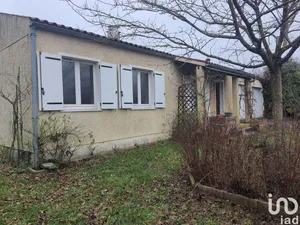 House at LOULAY (17330)