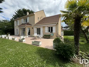 Maison à CLAYE-SOUILLY (77410)