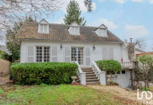 House at DRAVEIL (91210)