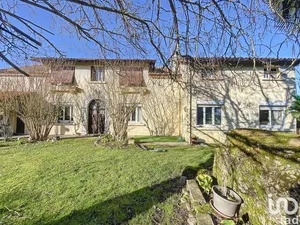 House at CAIXON (65500)