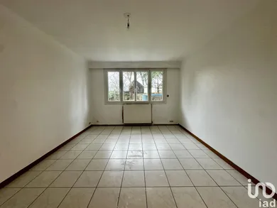 Apartment in NANTES (44300)