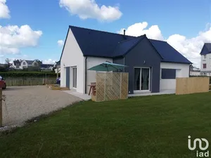 House at TRÉLÉVERN (22660)