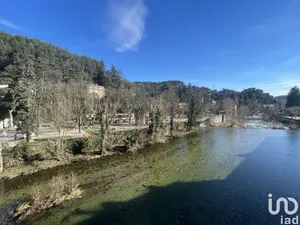 Appartement à VALS-LES-BAINS (07600)