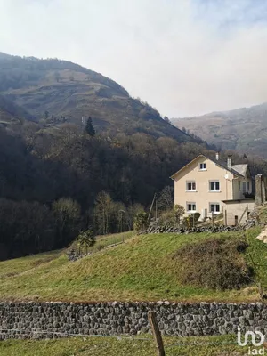 House at URDOS (64490)