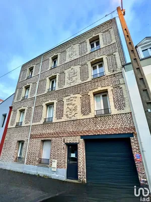 Building at LE HAVRE (76600)
