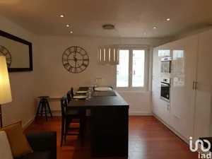 Appartement à BORDEAUX (33300)