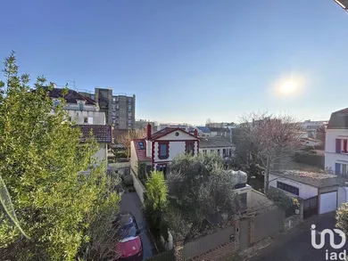 Apartment in ISSY-LES-MOULINEAUX (92130)