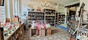 Boutique/Local commercial à LYONS-LA-FORÊT (27480)