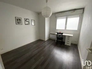 Apartment at BORDEAUX (33000)
