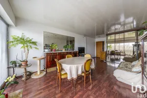 Appartement à CHEVILLY-LARUE (94550)