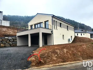 House at SAINT-PIERRE-EYNAC (43260)