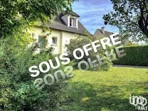 House at GUIGNES (77390)