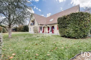 Maison à LA QUEUE-EN-BRIE (94510)