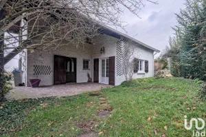 House at Chessy (77700)