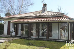 Maison à Sainte-Hélène (33480)