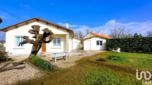 House at COUTRAS (33230)