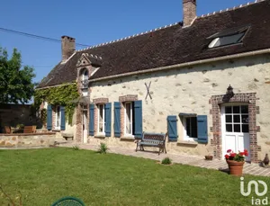 House at BOURDENAY (10290)